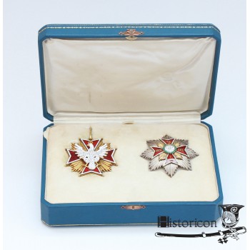 Order Orła Białego z okresu II RP w oryginalną wstęgą i pudłem