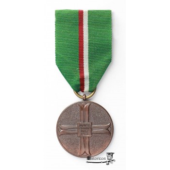 (17) Medal pamiątkowy wykonany z okazji dwudziestej piątej rocznicy bitwy  pod Monte Cassino