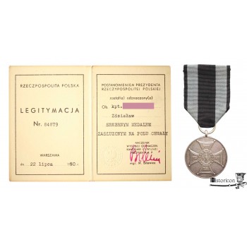 Medal - „ZASŁUŻONYM NA POLU CHWAŁY”