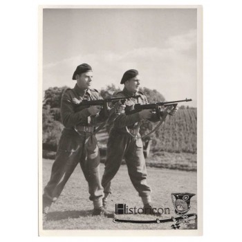 Fotografia dwóch żołnierzy PSZnZ