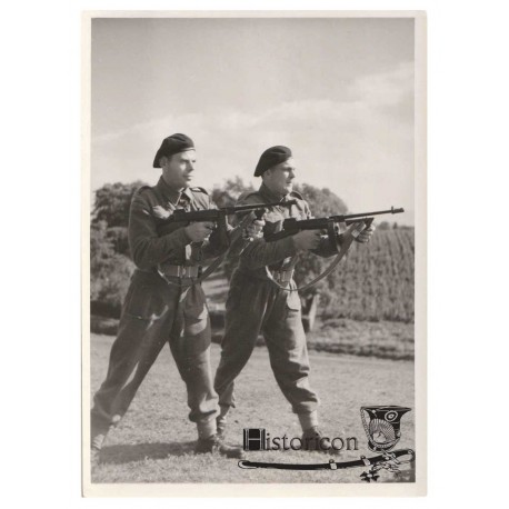 Fotografia dwóch żołnierzy PSZnZ