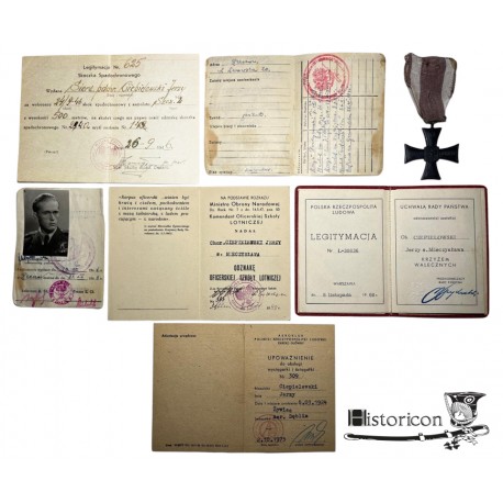 Krzyż Walecznych - L8 zestaw dokumentów po pilocie