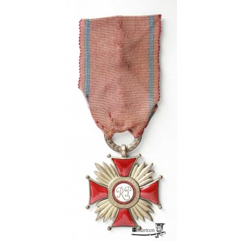 Srebrny Krzyż Zasługi wykonany przed rokiem 1952.